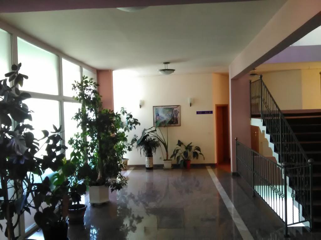 Hotel Dinara Livno Exterior photo